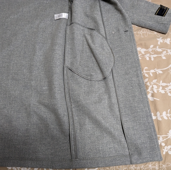 Babaton Stedman Coat size Medium - Picture 2 of 7